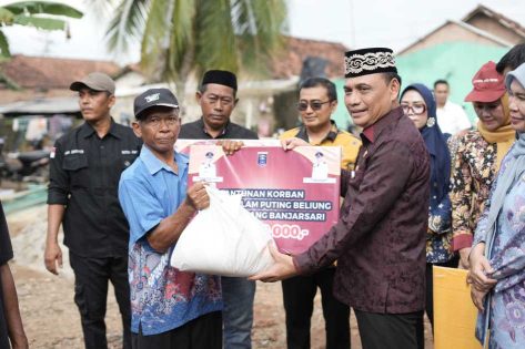 Wali Kota Metro bantu korban angin puting beliung warga Metro Utara