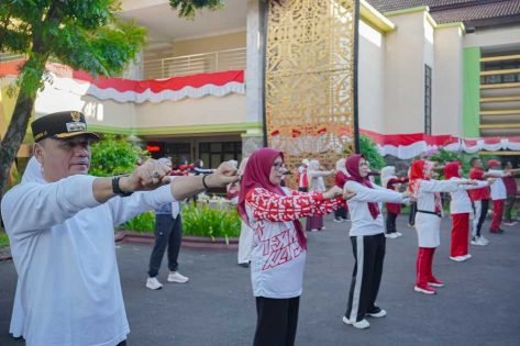 Pemerintah Kota Metro Gelar Senam Jantung Sehat Merah Putih