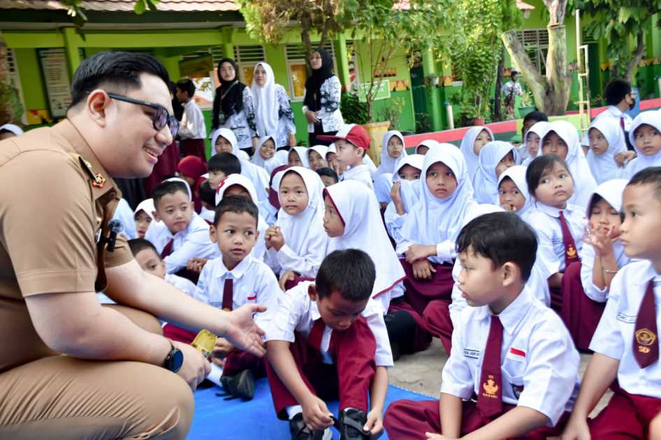 Pemkot Metro Gelar Sosialisasi Hukum bagi Guru untuk Tanamkan Kesadaran Sejak Dini