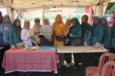 Ketua TP PKK Metro, apresiasi Pasar Tani Metro Bahagia bantu bangkitkan geliat ekonomi lokal