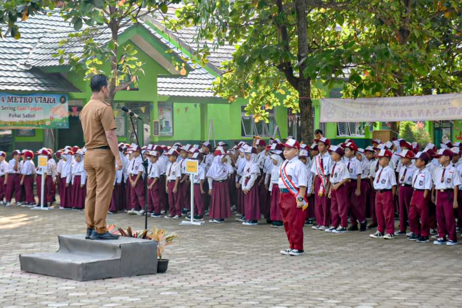 Plt. Kadisdikbud Kota Metro Tekankan Pentingnya Pendidikan Karakter dan Sinergi Sekolah–Orangtua