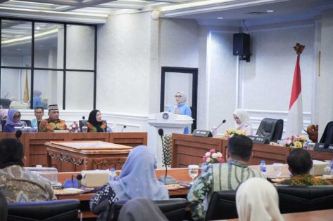 Wali Kota Metro Teken Komitmen Bersama Pengarusutamaan Gender dan Perlindungan Anak di Lampung