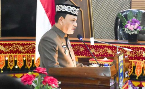 Wali Kota Metro sampaikan beberapa prioritas utama untuk tahun anggaran 2026 dalam rapat paripurna