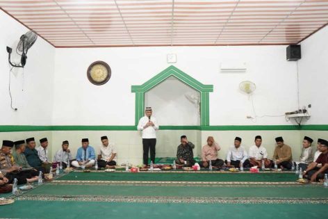 Safari Ramadan 1447 H, Pemkot Metro Pererat Silaturahmi dan Serahkan Bantuan AC