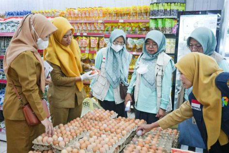 DKP3 Kota Metro Temukan Pangan Mengandung Boraks dan Produk Kadaluawarsa