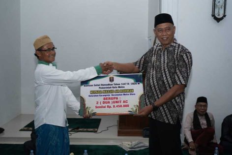 Pemkot Metro Gelar Safari Ramadan di Masjid Ar Rohman, Salurkan Bantuan 3 Unit AC