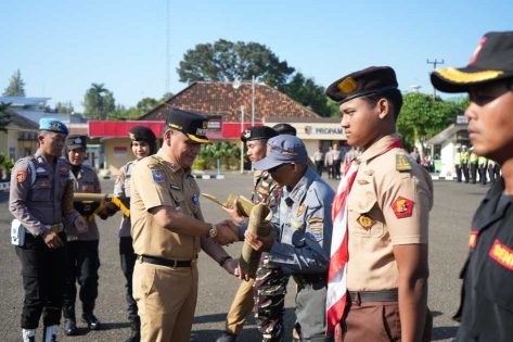 Pemkot Metro Perkuat Sinergi Kamtibmas, Wali Kota Hadiri Apel Sabuk Kamtibmas Polres Metro