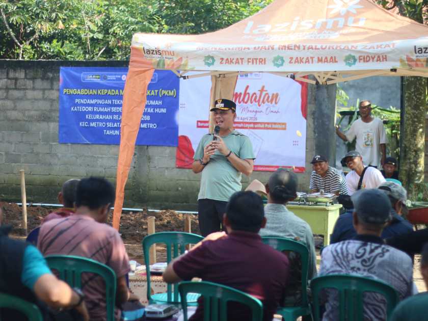 Wali Kota Metro Hadiri Sambatan Mbangun Omah, Wujud Kepedulian Sosial untuk Warga Rejomulyo