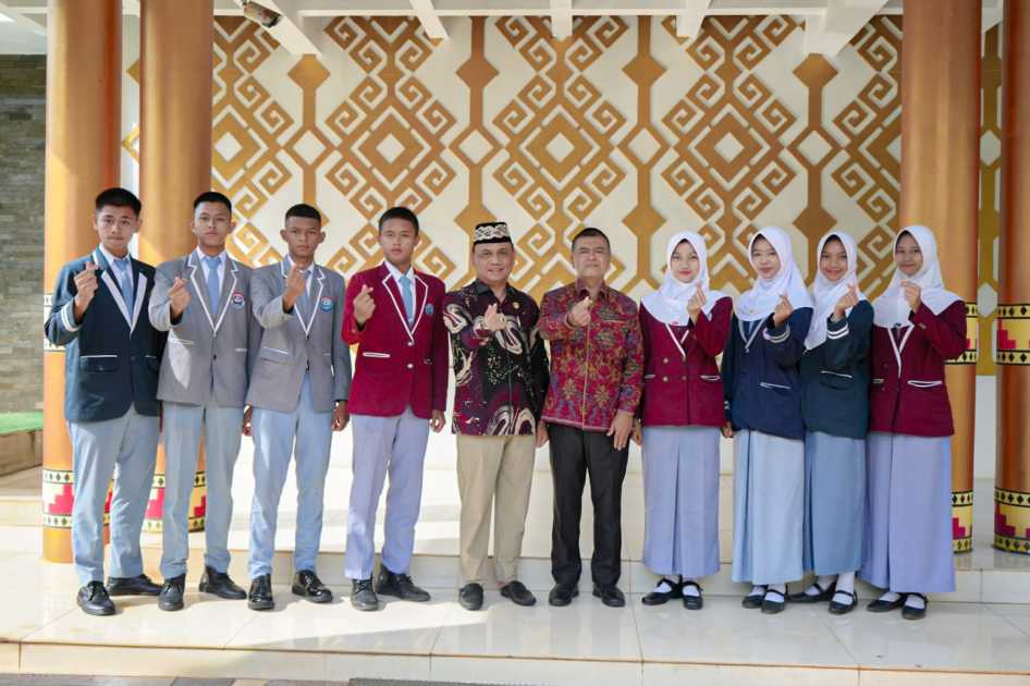 Dua Siswa Kota Metro Lolos Seleksi Nasional Calon Paskibraka