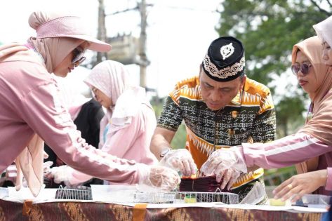 2.168 GTK Metro Semarakkan Hardiknas 2026 Lewat Shibori dan Nyeruit