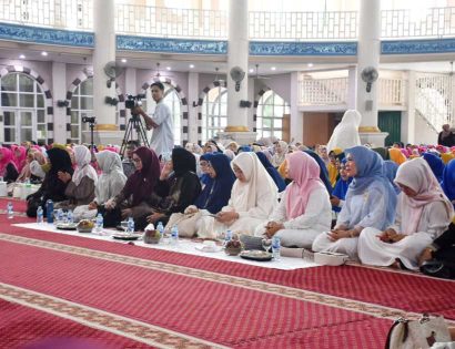 Ratusan Jamaah Padati Pengajian Akbar BKMT Metro,  Eni Sumiati : Jadikan Dzulhijjah Momentum Perbaiki Diri