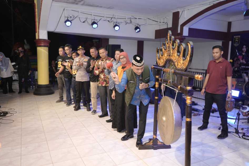 Festival Ekonomi Rakyat dan Aksi Sosial Berbasis Komunitas Resmi Dibuka, Semarakkan HUT Ke-89 Kota Metro