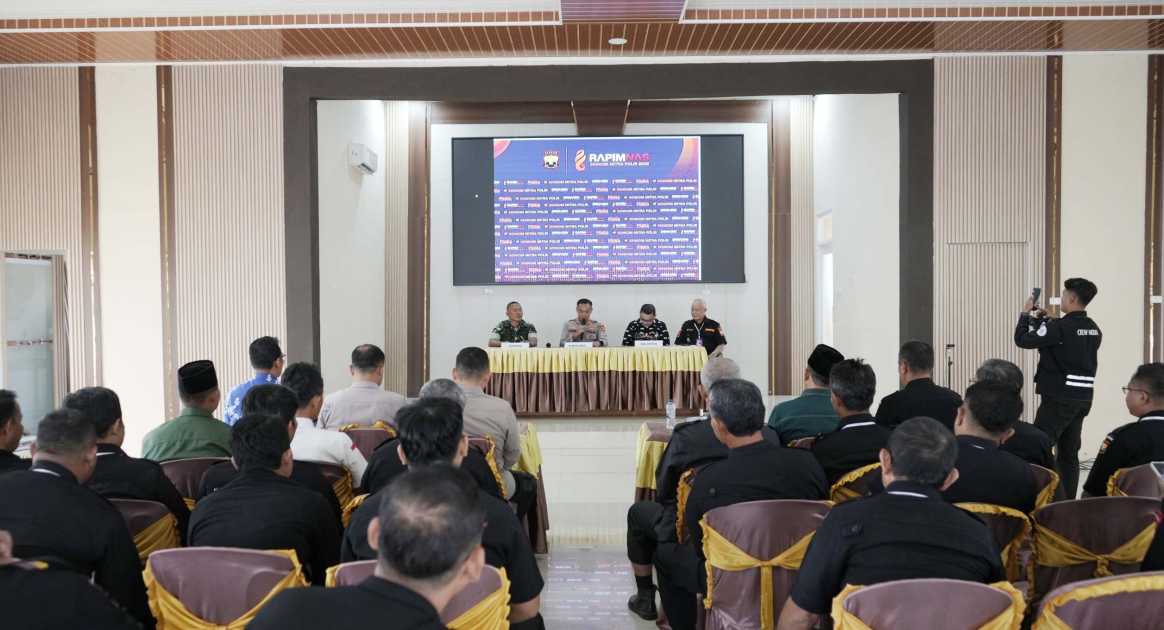 Staf Ahli dan Kadis Kominfotik Metro Ikuti RAPIMNAS Senkom 2026, Bahas Stabilitas Kamtibmas dan Bela Negara Menuju Indonesia Emas