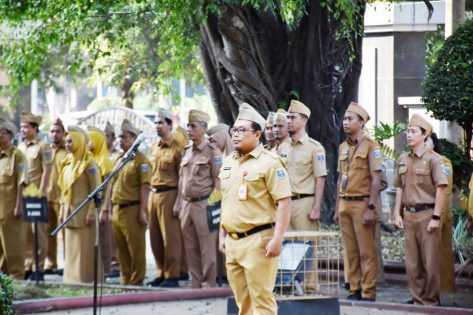 Sekda Kota Metro Tekankan Transformasi Pelayanan Kesehatan Berbasis Preventif dan Promotif pada Apel Mingguan Pemkot Metro