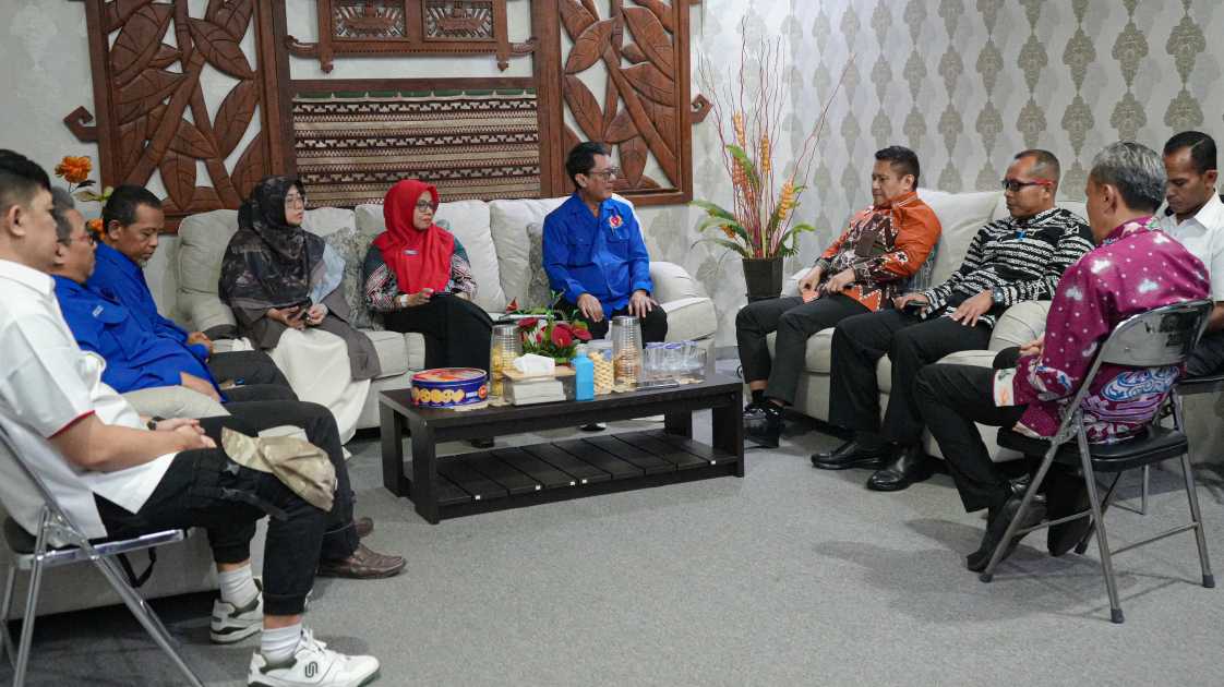 Sekda Metro Audiensi Bersama KONI, Bahas Persiapan Porprov Lampung 2026