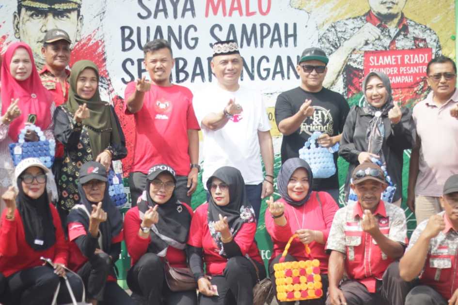 Wali Kota Metro Resmikan Mural “Malu Buang Sampah Sembarangan”, Ajak Masyarakat Jaga Kebersihan