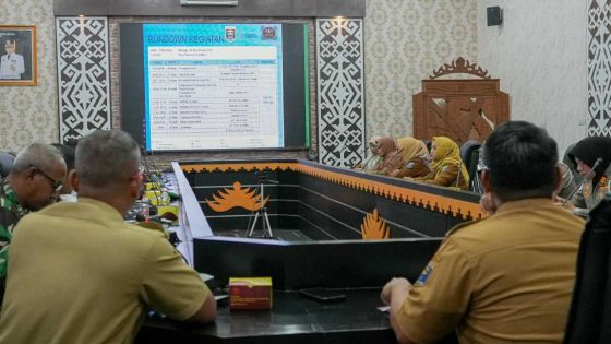 Jalan Sehat 3,3 Kilometer Meriahkan Car Free Day dan HUT Korem 043/Gatam di Kota Metro